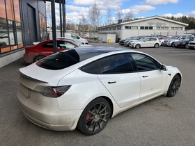 Tesla Model 3 vaihtoauto