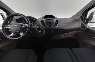 Ford Tourneo Custom vaihtoauto