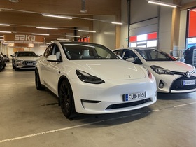 Tesla Model Y vaihtoauto