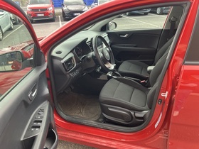 Kia Rio vaihtoauto