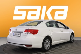 Toyota Avensis vaihtoauto