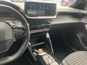 Peugeot e-2008 vaihtoauto