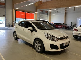 Kia Rio vaihtoauto