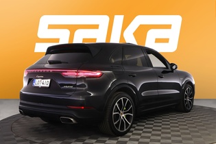 Porsche Cayenne vaihtoauto