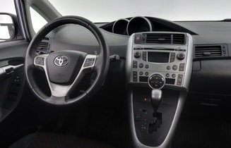 Toyota Verso vaihtoauto