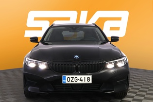 BMW 320 vaihtoauto