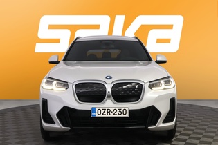 BMW iX3 vaihtoauto