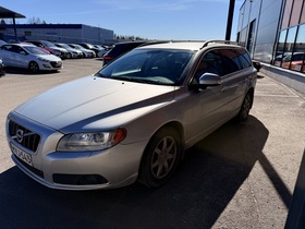 Volvo V70 vaihtoauto