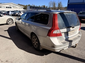 Volvo V70 vaihtoauto