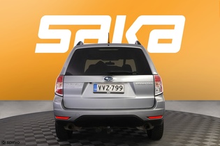 Subaru Forester vaihtoauto
