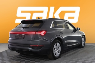 Audi Q8 e-tron vaihtoauto