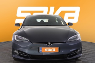 Tesla Model S vaihtoauto