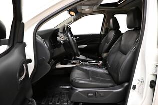 Nissan Navara vaihtoauto