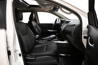 Nissan Navara vaihtoauto