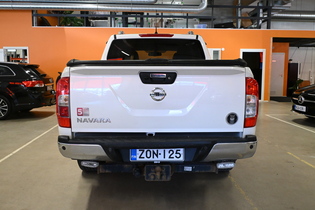 Nissan Navara vaihtoauto