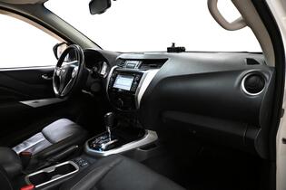 Nissan Navara vaihtoauto