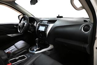 Nissan Navara vaihtoauto
