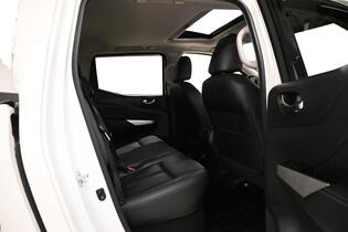 Nissan Navara vaihtoauto