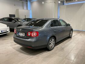 Volkswagen Jetta vaihtoauto