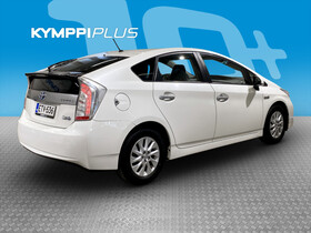 Toyota Prius PHEV vaihtoauto