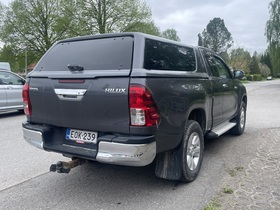 Toyota Hilux vaihtoauto