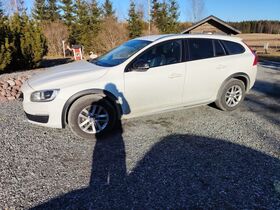 Volvo V60 Cross Country vaihtoauto