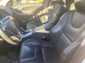 Volvo V60 Cross Country vaihtoauto