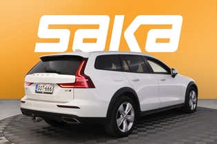 Volvo V60 Cross Country vaihtoauto