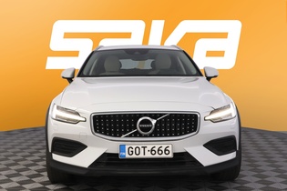 Volvo V60 Cross Country vaihtoauto