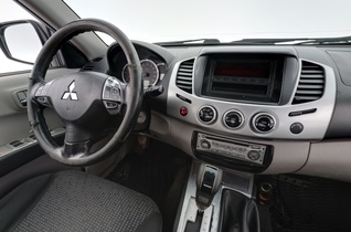 Mitsubishi L200 vaihtoauto
