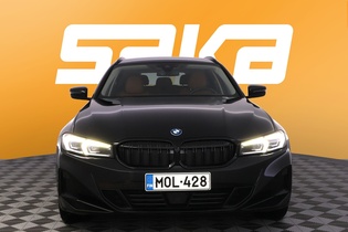 BMW 330 vaihtoauto