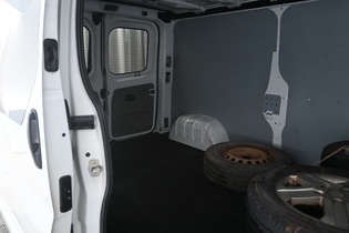 Opel Vivaro vaihtoauto