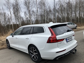 Volvo V60 vaihtoauto