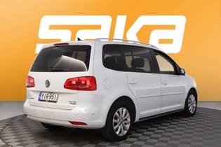 Volkswagen Touran vaihtoauto