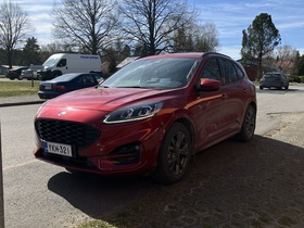 Ford Kuga vaihtoauto