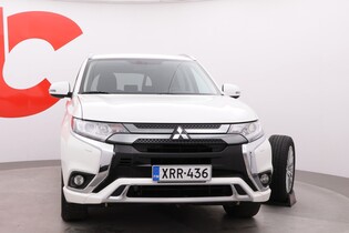 Mitsubishi Outlander PHEV vaihtoauto