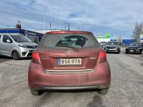 Toyota Yaris vaihtoauto