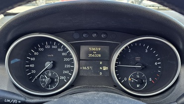Mercedes-Benz ML vaihtoauto