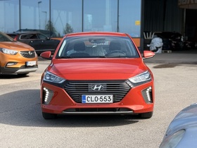 Hyundai IONIQ plug-in vaihtoauto