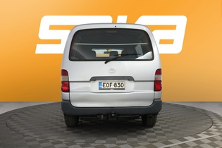 Toyota Hiace vaihtoauto