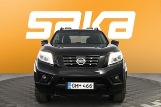Nissan Navara vaihtoauto