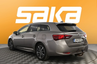 Toyota Avensis vaihtoauto