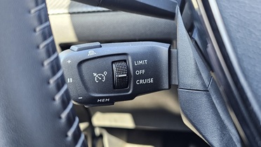 Peugeot e-208 vaihtoauto