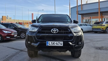 Toyota Hilux vaihtoauto