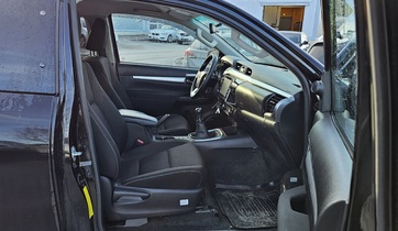 Toyota Hilux vaihtoauto