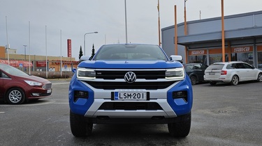 Volkswagen Amarok vaihtoauto