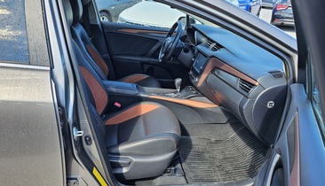 Toyota Avensis vaihtoauto