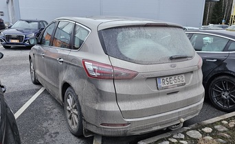 Ford S-MAX vaihtoauto