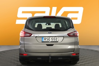 Ford S-MAX vaihtoauto