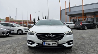Opel Insignia vaihtoauto